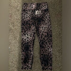 Fabletics leggings size small color spotted